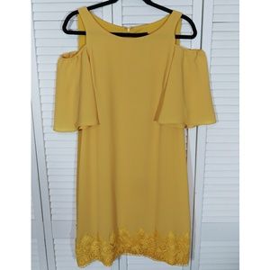 Adrianna Papell Cold Shoulder Shift Dress